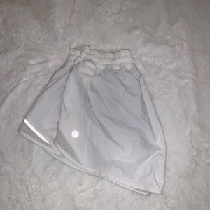 LULULEMON HOTTY HOT SHORT